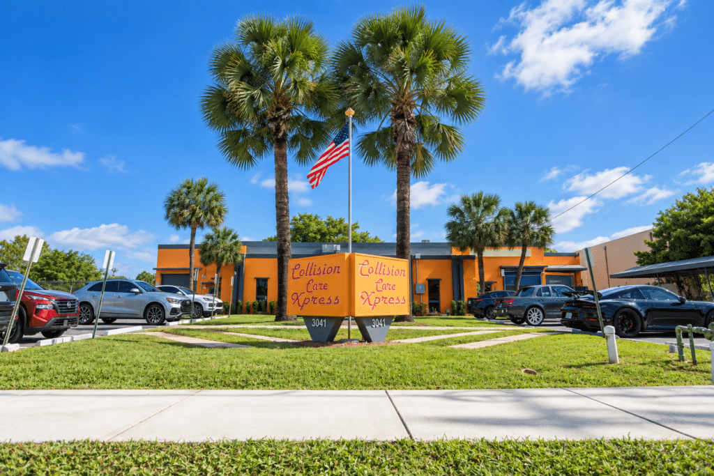 Auto Body Repair Help Right Here in Fort Lauderdale
